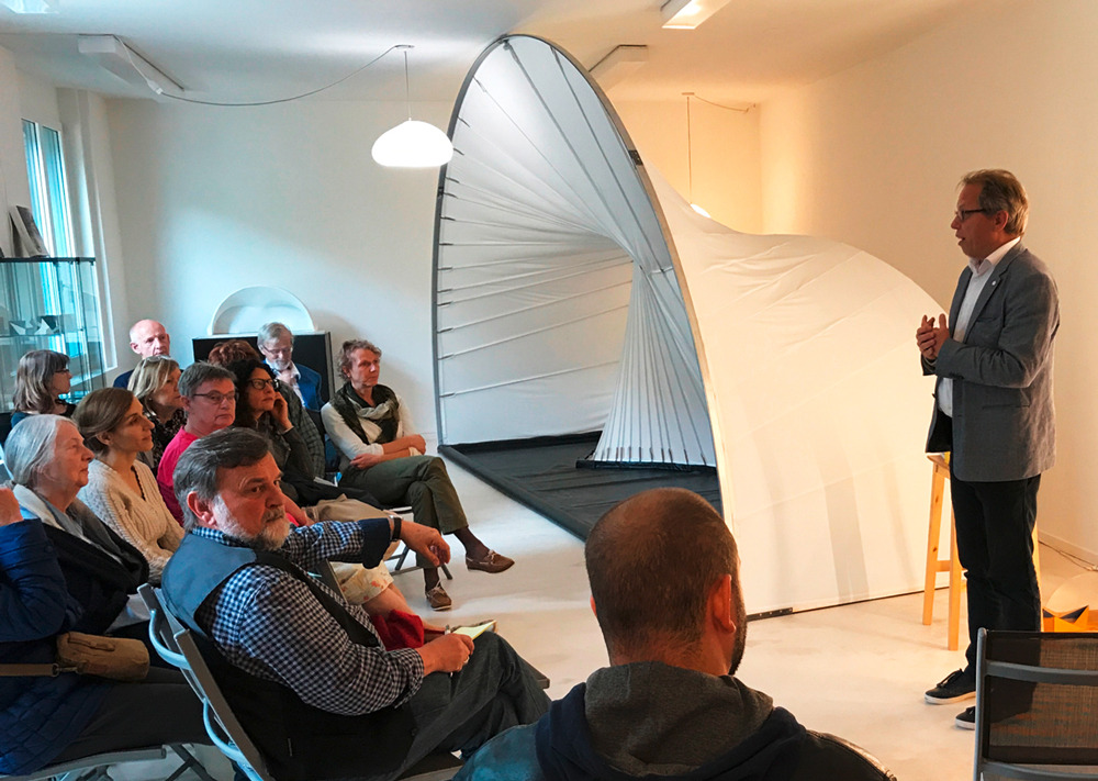 Vortrag und Diskussionen